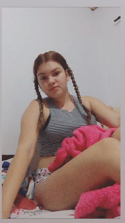 yeniffergonzz thumbnail