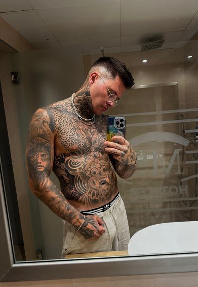 Justin Bieber 🦊 profile