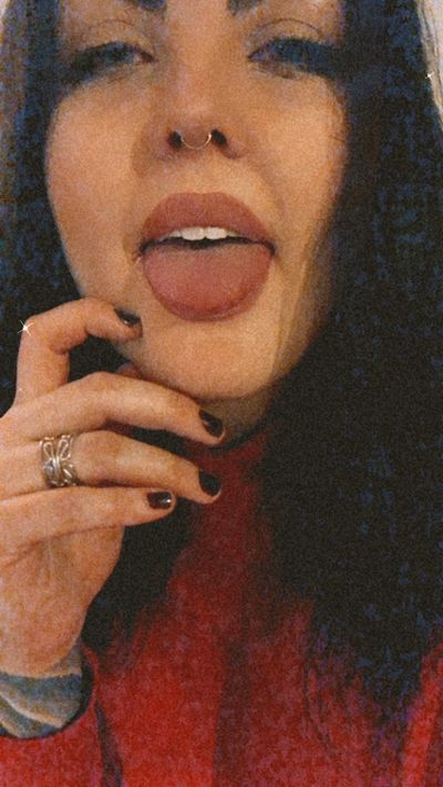 lustrouslissie profile