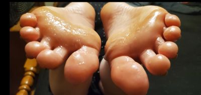 Ginger Hall thumbnail