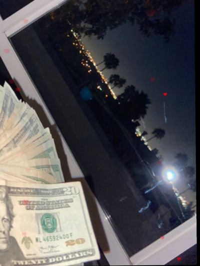 abri.a.nna thumbnail