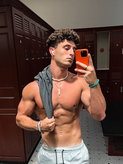therealgymshark profile