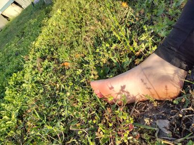 rosieeetoes thumbnail