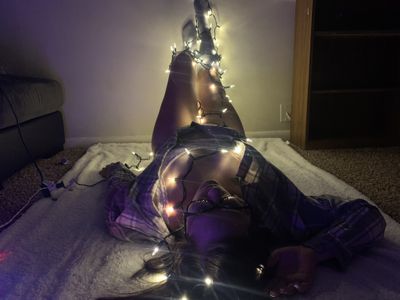 thickerthenasnicker1993 thumbnail