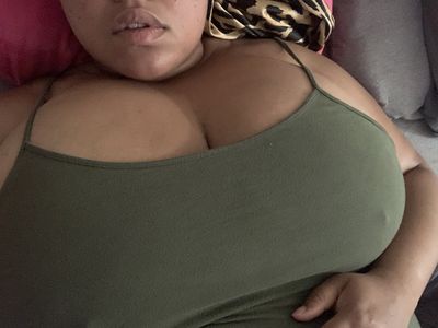 Mizz Knockerz thumbnail