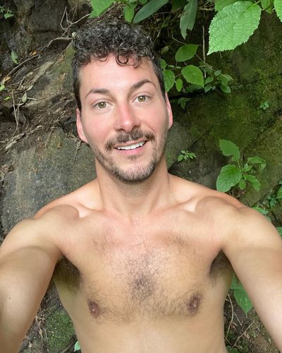 PopChampagne profile