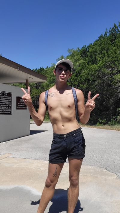 magictalkingkitty profile