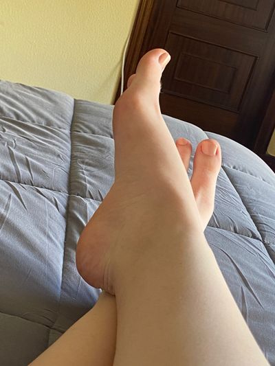 daphnewillow profile