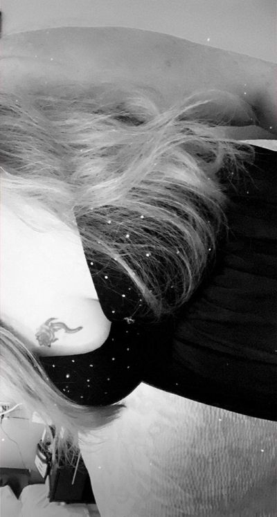 🌹💕Red-Hot 💕🌹 thumbnail