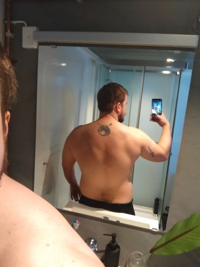 muscletwink93 profile