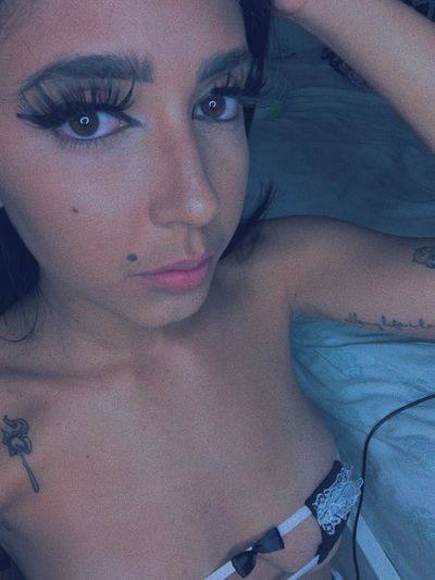 candelaafterdark profile