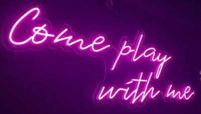 pnwnaughtymama thumbnail