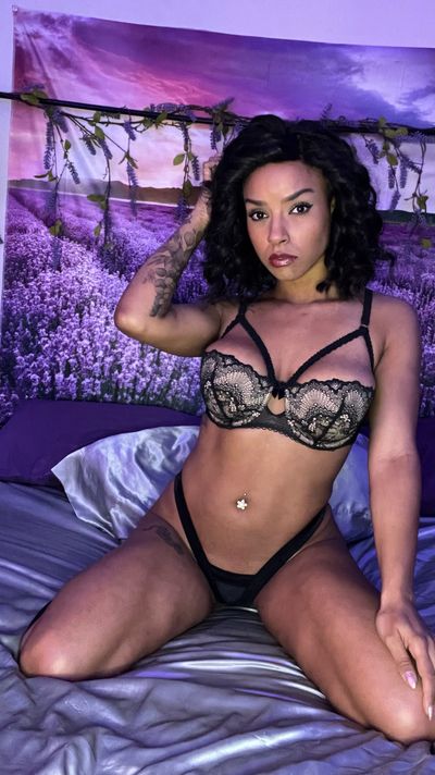 charleesweet profile